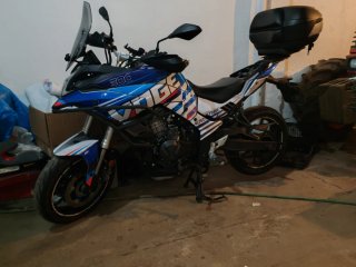 Voge 500 DS Aventura Plata/Roja