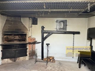 Chalet en venta en Sarria