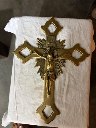 Crocefisso in ottone con Cristo