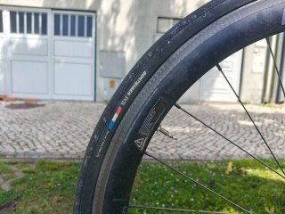 Bicicleta Focus Cayo Carbon Ultegra 11v
