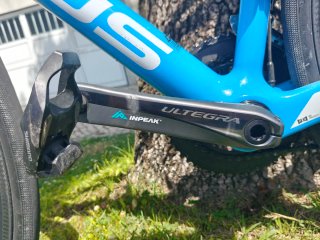 Bicicleta Focus Cayo Carbon Ultegra 11v