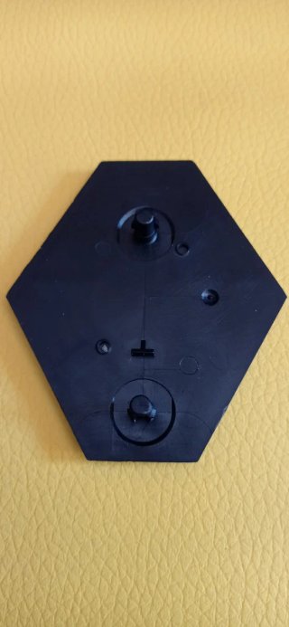 Emblema Renault de plástico y metal. NUEVO.