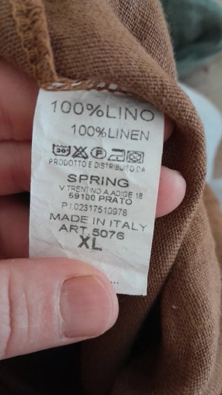 Set lino: blusa bianca + pantaloni marroni