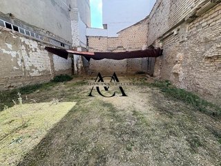 Terreno en venta en San Francisco en Lucena