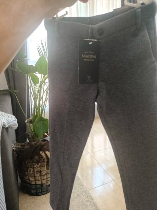 Traje de niño Mayoral gris nuevo 5 años 110sm