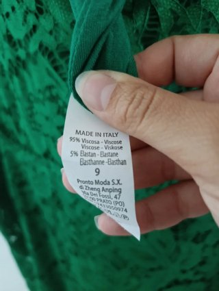Vestito verde in pizzo
