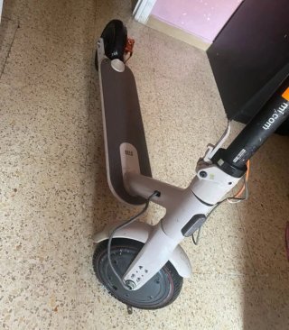 Patinete Eléctrico Gris sin cargador
