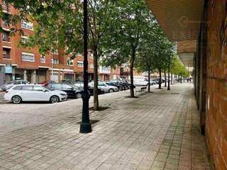 Local comercial en alquiler en San Antonio en Palencia