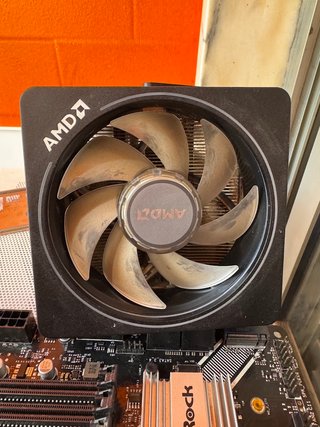 Kit Ryzen 5 1600 + Placa ASRock AB350M Pro4