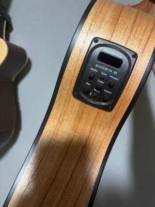 Guitarra Acústica con funda