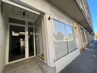 Local comercial en venta en Vilanova de Arousa