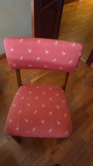 Mesa redonda madera y 6 sillas tapizadas