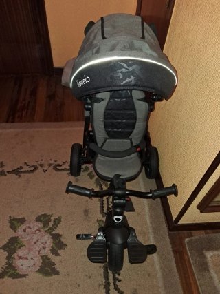 Triciclo para niños gris