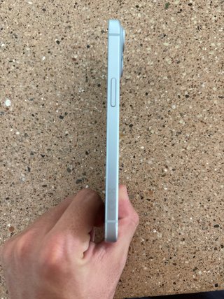 iPhone 15 128GB Azul con Garantía 3 años, papeles.