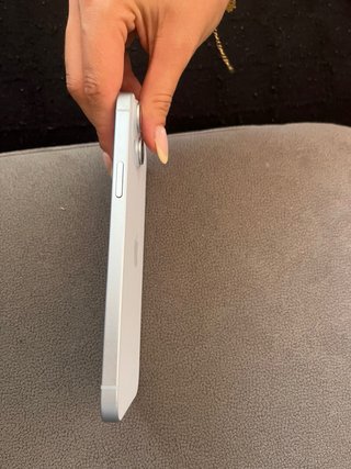 iPhone 15 Plus Apple azul pastel