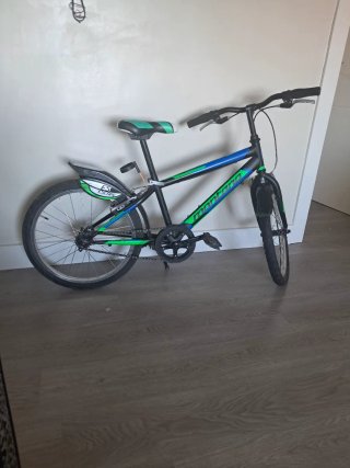 Bicicleta Montana Escape Negra/Verde