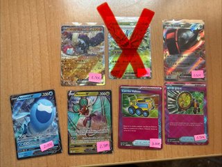 Colección de cartas Pokémon variadas