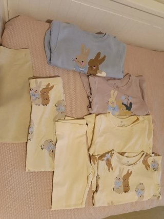 Conjunto sudadera, camisetas y leggins H&M 5-6 añ