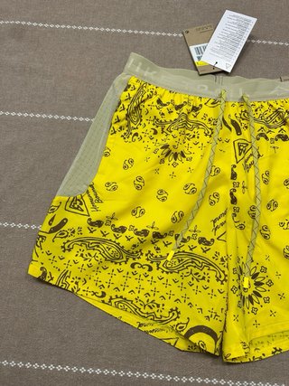 Nike Trail S Shorts Amarillos