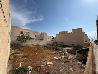 Terreno en venta en Carboneras
