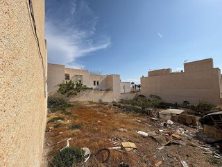 Terreno en venta en Carboneras