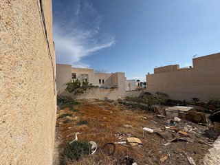 Terreno en venta en Carboneras