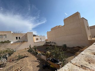Terreno en venta en Carboneras