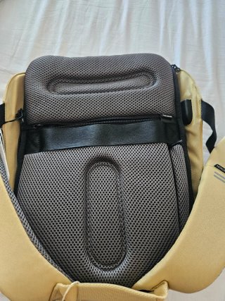 Mochila XD Design antirrobo USB RFID beige