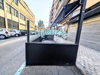 Cerramiento Terraza Bar + Toldo + Vidrio Seguridad