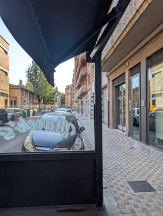 Cerramiento Terraza Bar + Toldo + Vidrio Seguridad