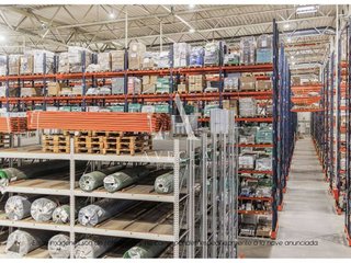 Nave industrial en alquiler en Sant Esteve Sesrovires