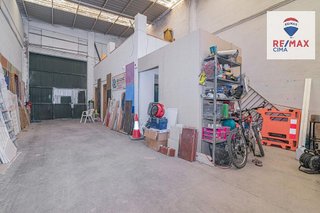 Nave industrial en venta en Pinos Puente