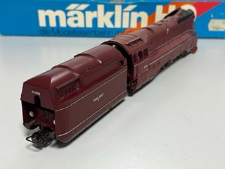 Locomotora BR 03 DR Märklin H0.