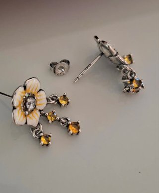 Pendientes Plata Art Nouveau! Margarita esmaltada.