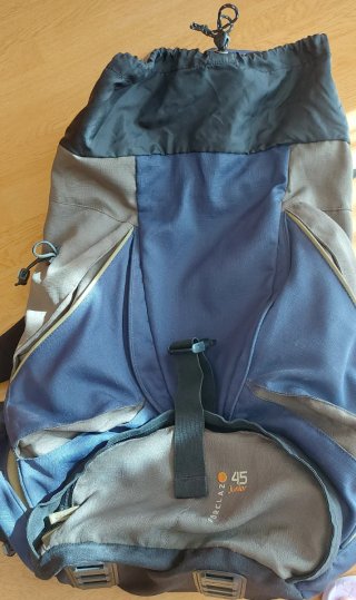 Mochila senderismo Quechua 45L Junior