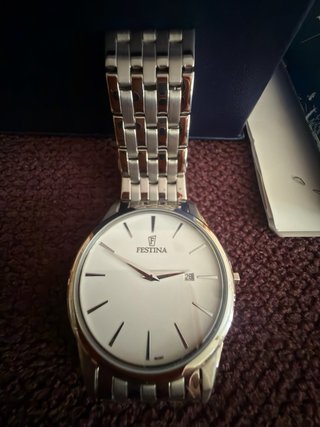 Reloj Festina Classic Plata y Blanco