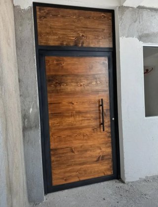 Reformas y carpintería metálica.