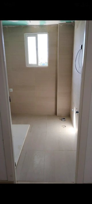 Reformas y carpintería metálica.