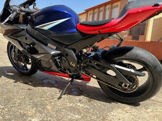 Moto de Circuito Suzuki GSXR1000 K6