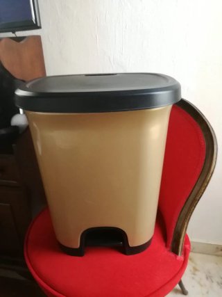 Papelera Dorado Bronce Tapa