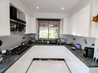 Chalet en venta en Coín