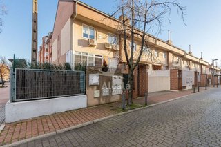 Casa adosada en venta en La Garena en Alcalá de Henares
