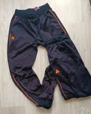 Pantalón chándal colegio Aquila talla 16