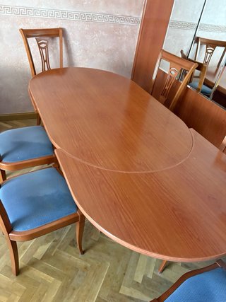 Mesa comedor madera + 6 sillas regalo