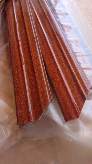 Molduras de madera para puertas