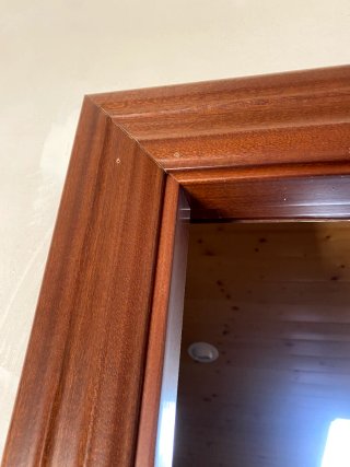 Molduras de madera para puertas
