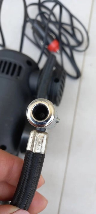 Compresor de aire para neumáticos 12V