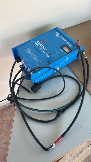 Inversor Victron Pure Sinewave 12|1200