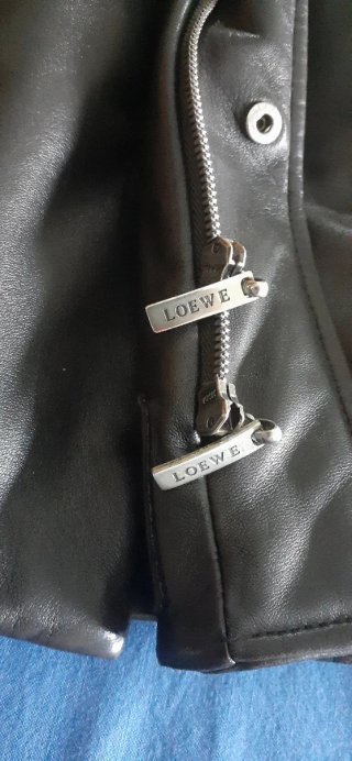 Elegante chaqueta de piel forrada hombre