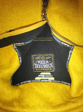 Chaqueta Schmuddelwedda Amarilla